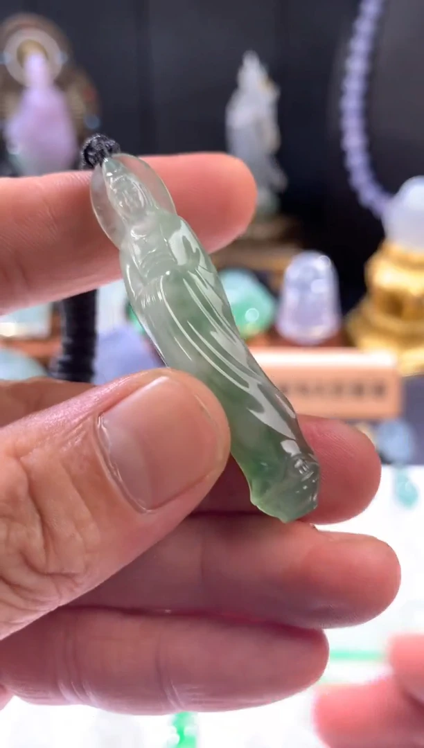 吊坠(不含链)未镶嵌翡翠天然翡翠吊坠