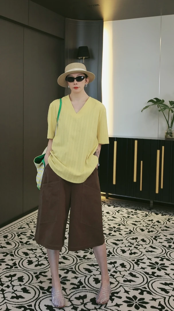 UWS2505045时尚设计休闲减龄气质百搭上衣宽松夏款夏季绿色