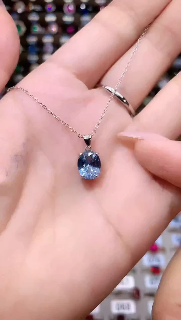 海蓝宝石吊坠(赠链)银S925镶嵌银色810