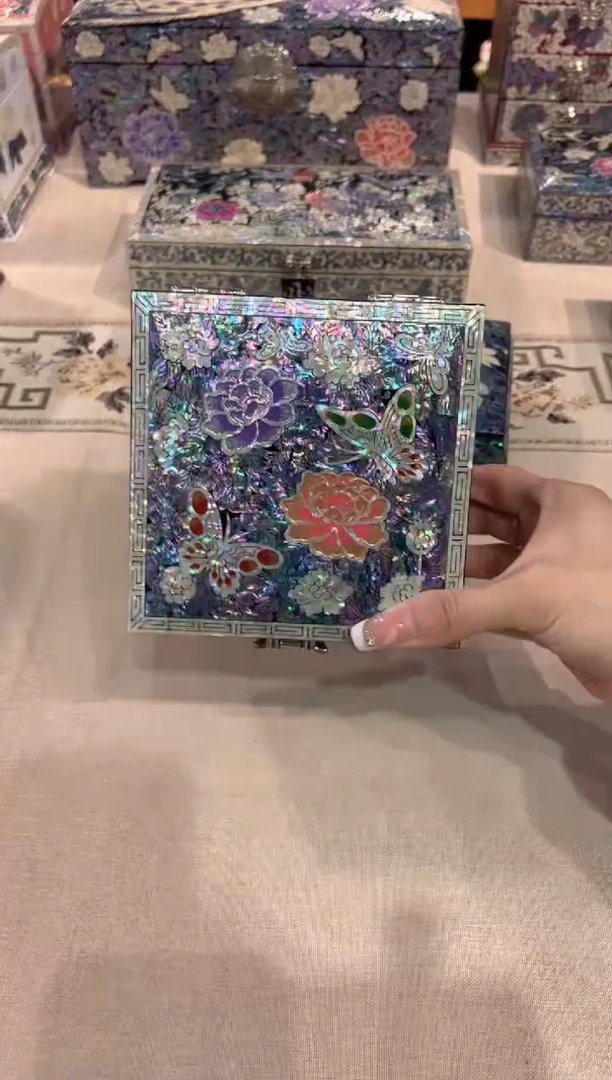 【闪购商品】黑底白边·弘贝雅螺钿漆器文化馆