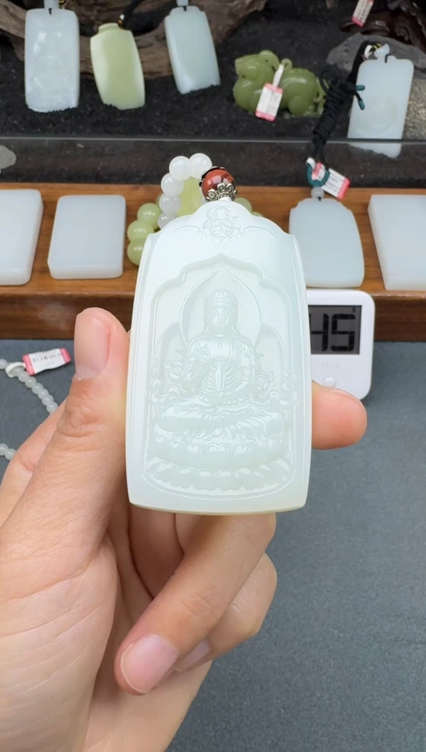 颈饰未镶嵌和田玉2