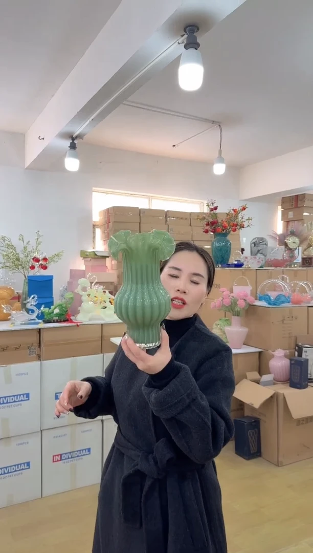 【闪购商品】无铅玻璃洛芙花器-v-早9