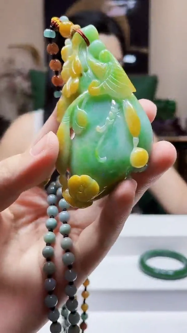 未镶嵌定制翡翠吊坠105