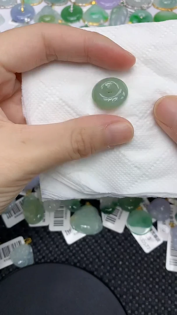 颈饰未镶嵌翡翠111111111