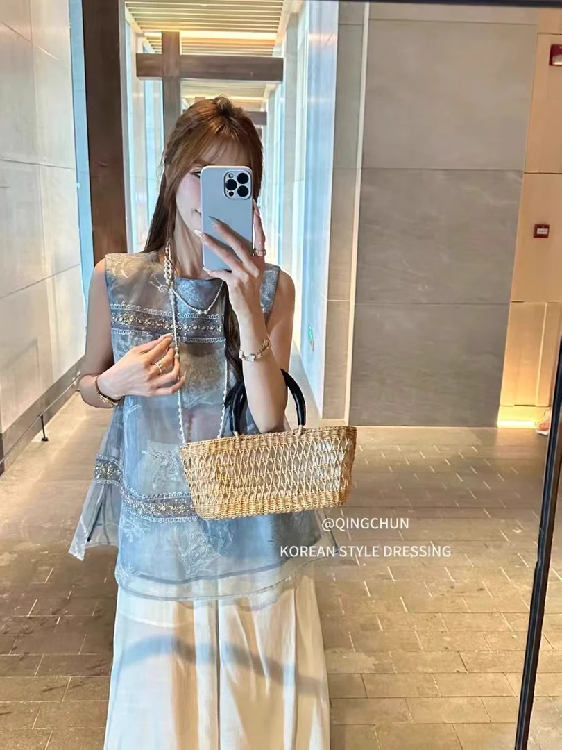 夏季新款韩版气质时尚显瘦圆领重工刺绣亮片无袖背心小衫上衣