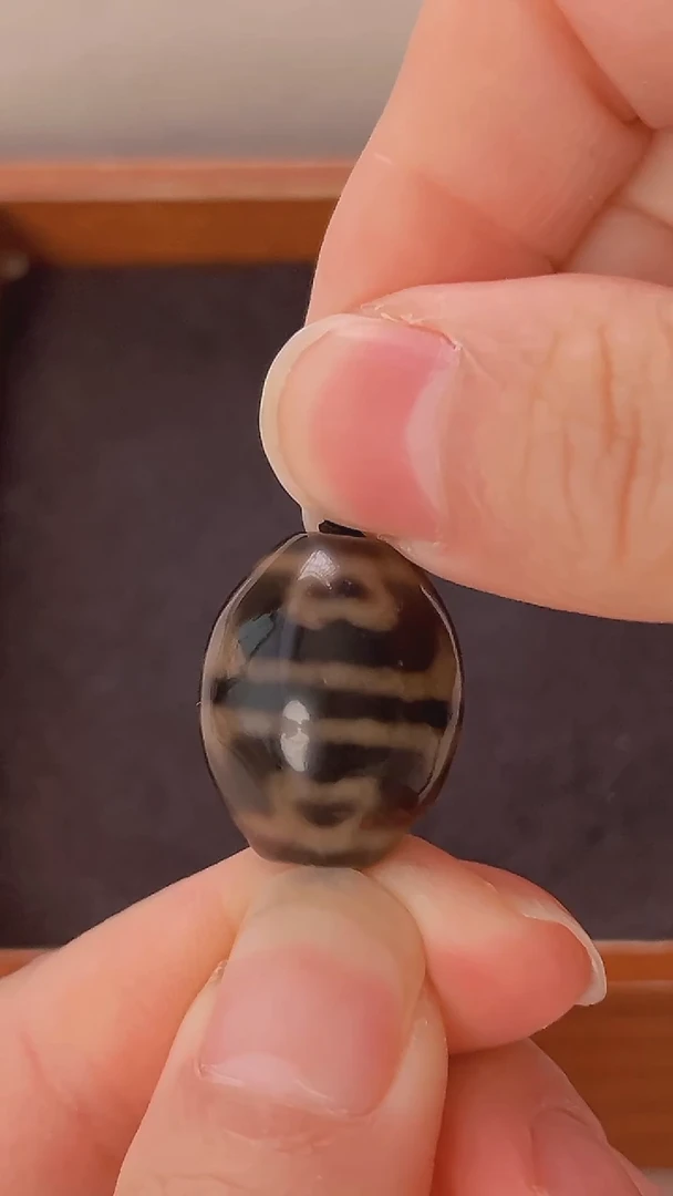 未镶嵌颈饰玛瑙/玉髓老冯六瓣莲心21.6*17.4