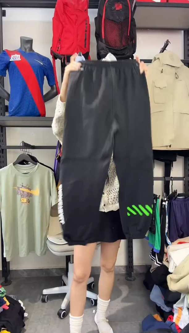 563编码 瑕疵款直播间过款为准 尺码M