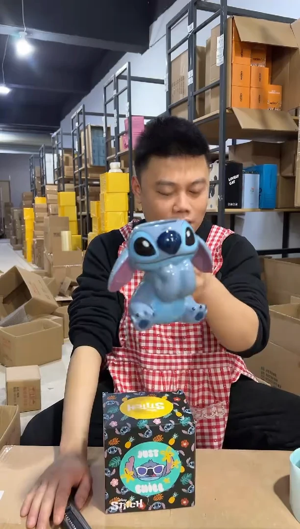 【闪购商品】杯原盒史迪仔趴耳水杯