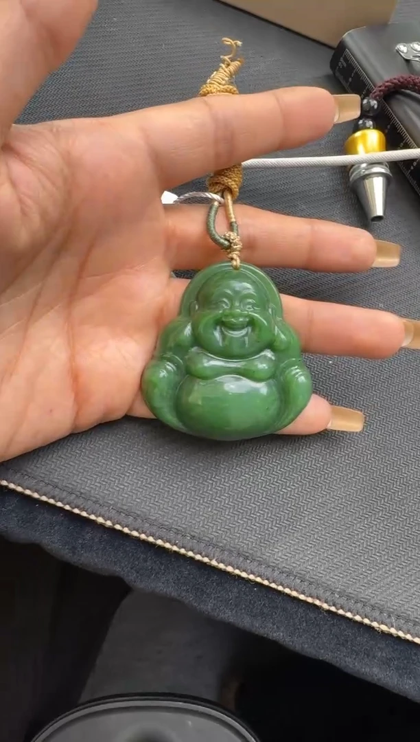 吊坠(不含链)未镶嵌和田玉玛纳斯微色差碧玉吊坠
