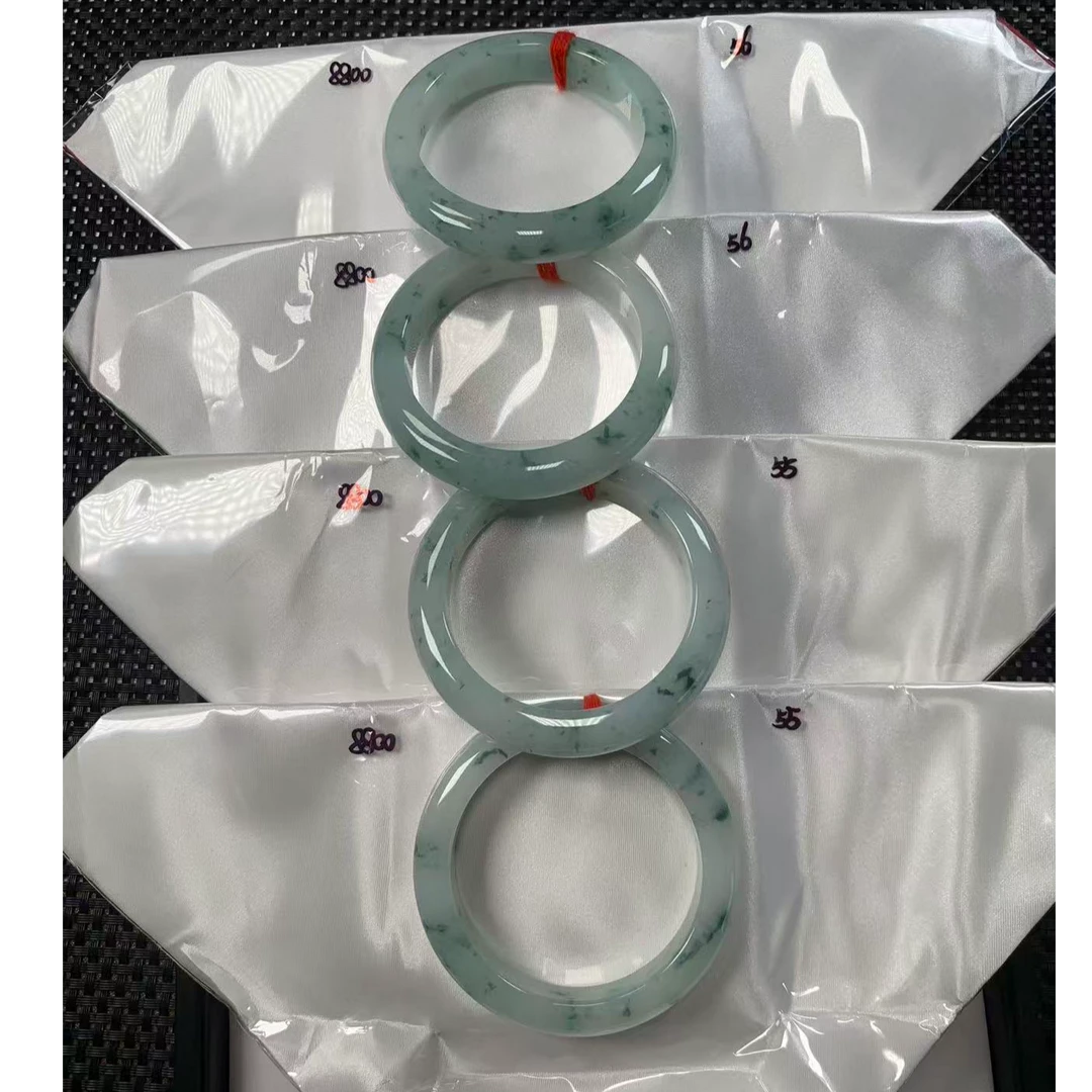 翡翠A货手镯0多样性发货，发一件