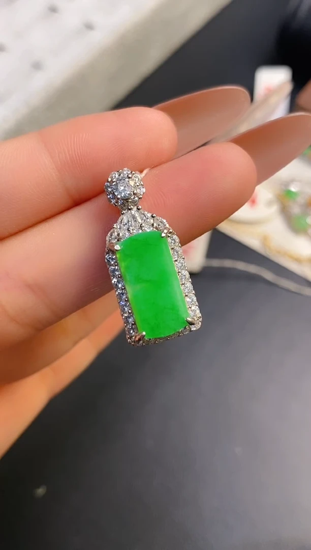 银S925镶嵌戒指翡翠天然