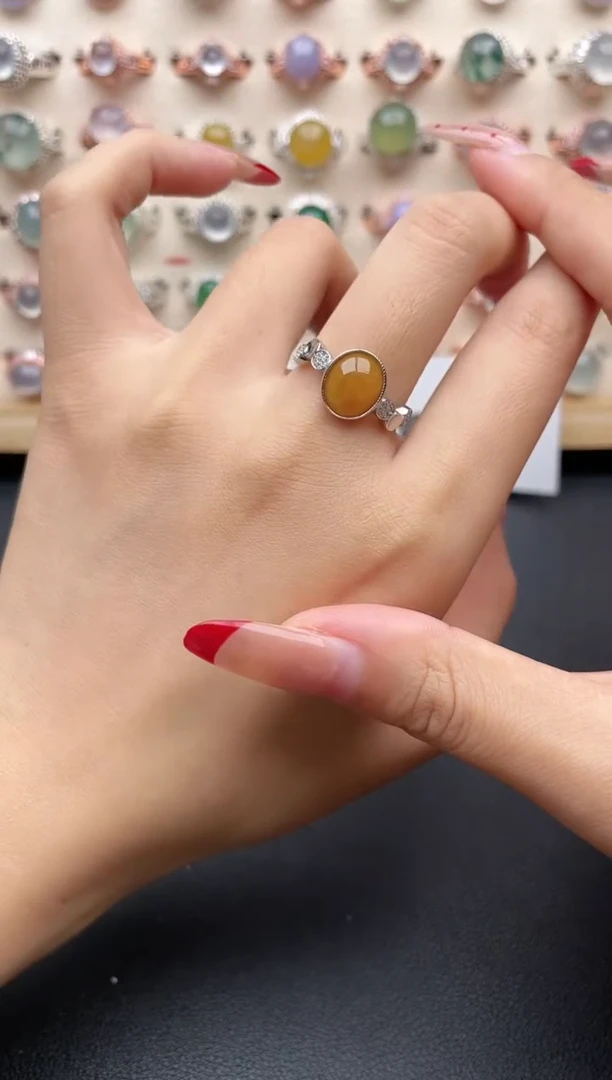 【闪购商品】翡翠戒指银S925镶嵌一物一证一礼盒