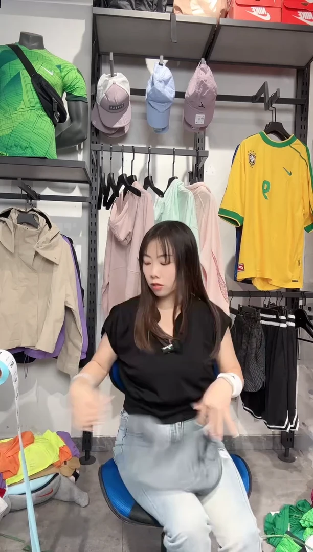 1414 编码 瑕疵款直播间过款为准 尺码