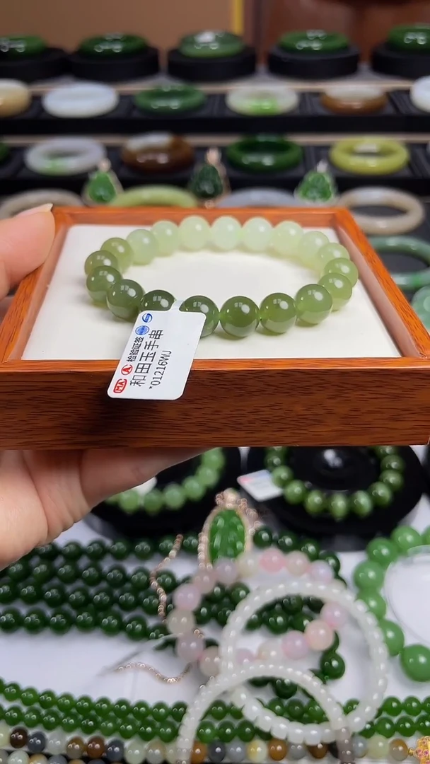 【闪购商品】和田玉手串未镶嵌.