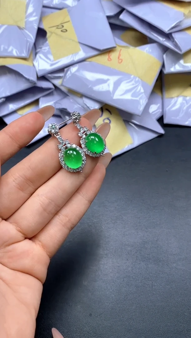 翡翠未镶嵌颈饰 闪耀精品（吊坠加扣头）213