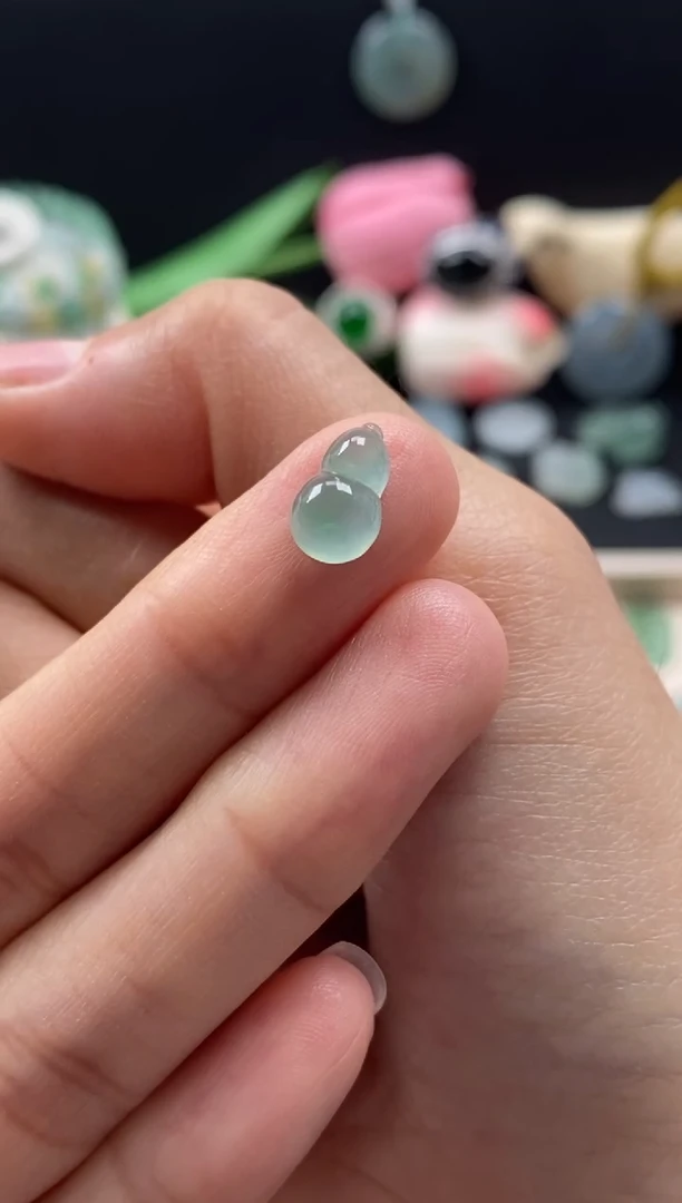 【闪购商品】翡翠颈饰未镶嵌翡翠冰晴葫芦