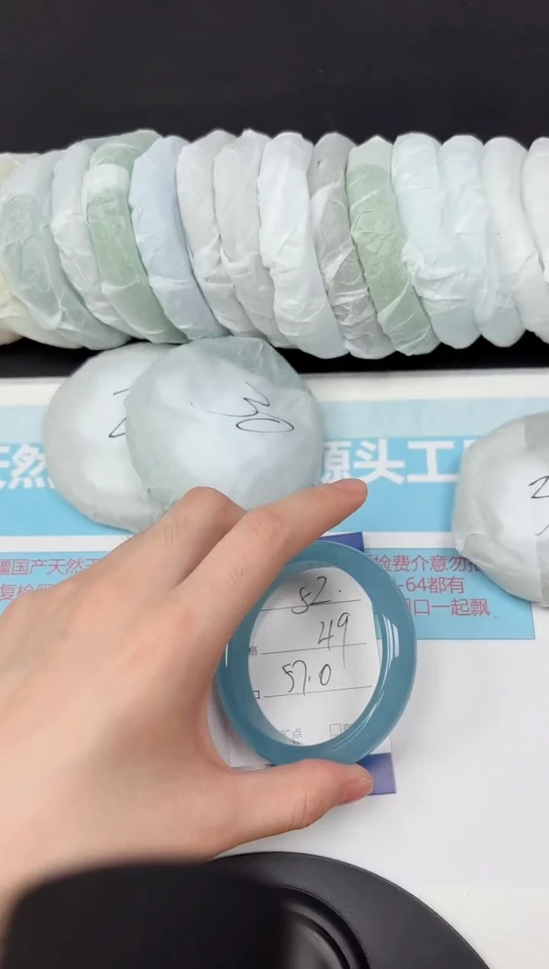 未镶嵌手镯石英质玉52-57
