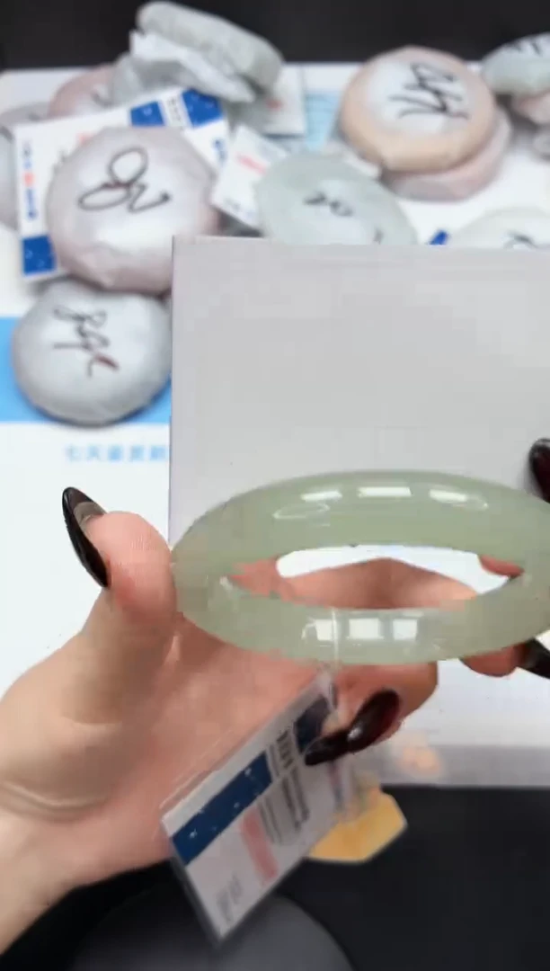 未镶嵌手镯石英质玉53/东陵60.6