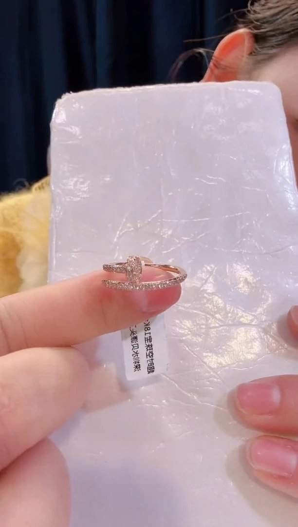 18K金镶嵌戒指钻石钉子满钻戒指