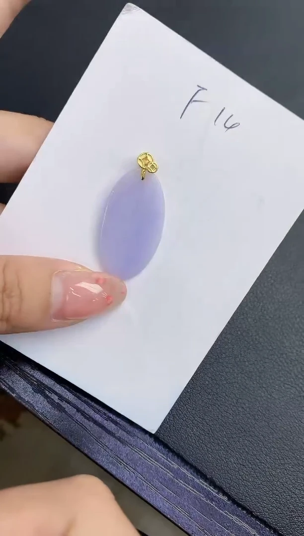 翡翠未镶嵌颈饰缅甸天然翡翠A货