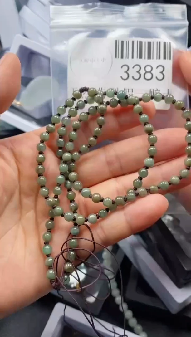 翡翠未镶嵌吊坠(不含链)3383