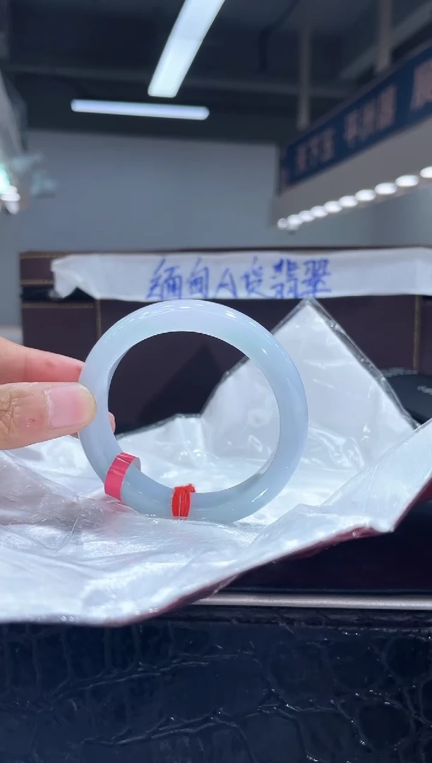 未镶嵌手镯翡翠2