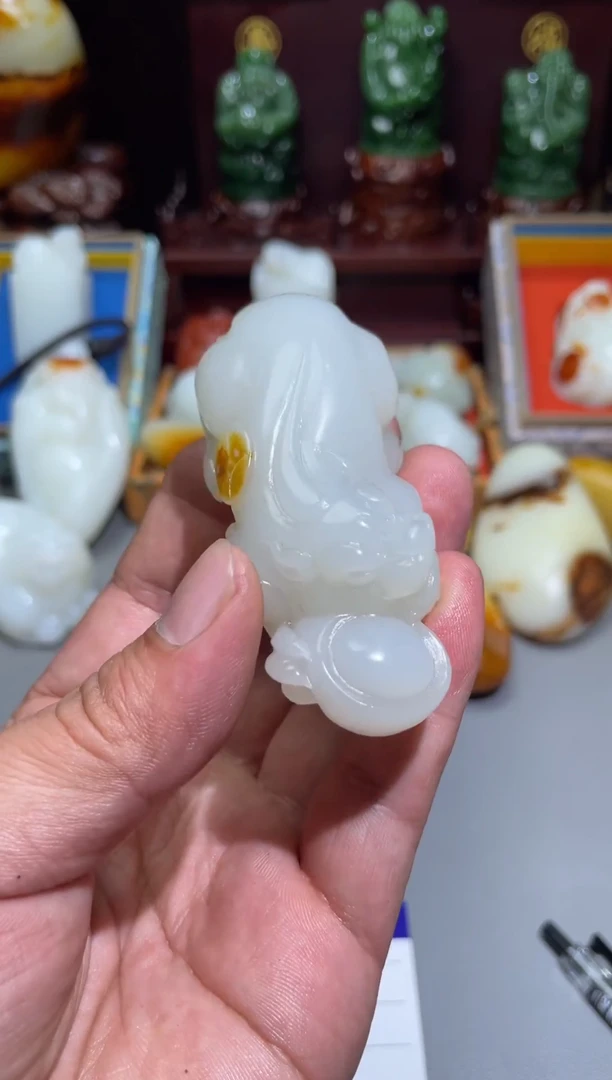 未镶嵌和田玉把件天****.和田玉