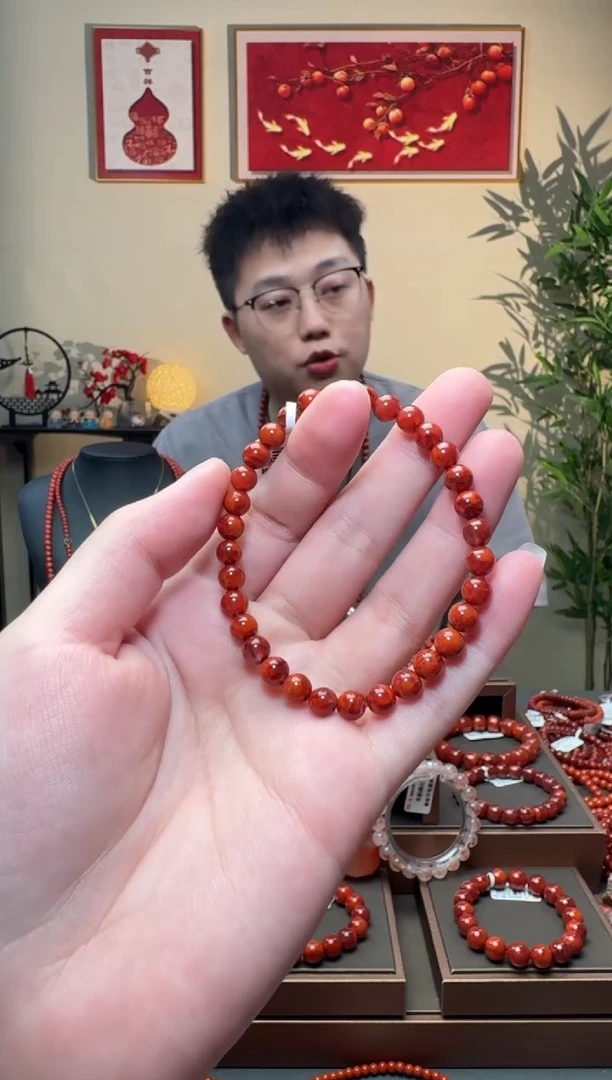南红玛瑙手串未镶嵌一条5mm+ 多样性发货