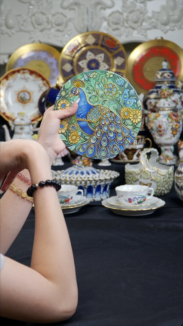 骨瓷婷婷中古器物如图所示46