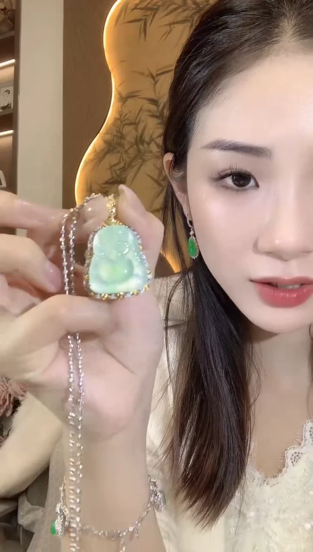 【闪购商品】翡翠吊坠(不含链)18K金镶嵌B23