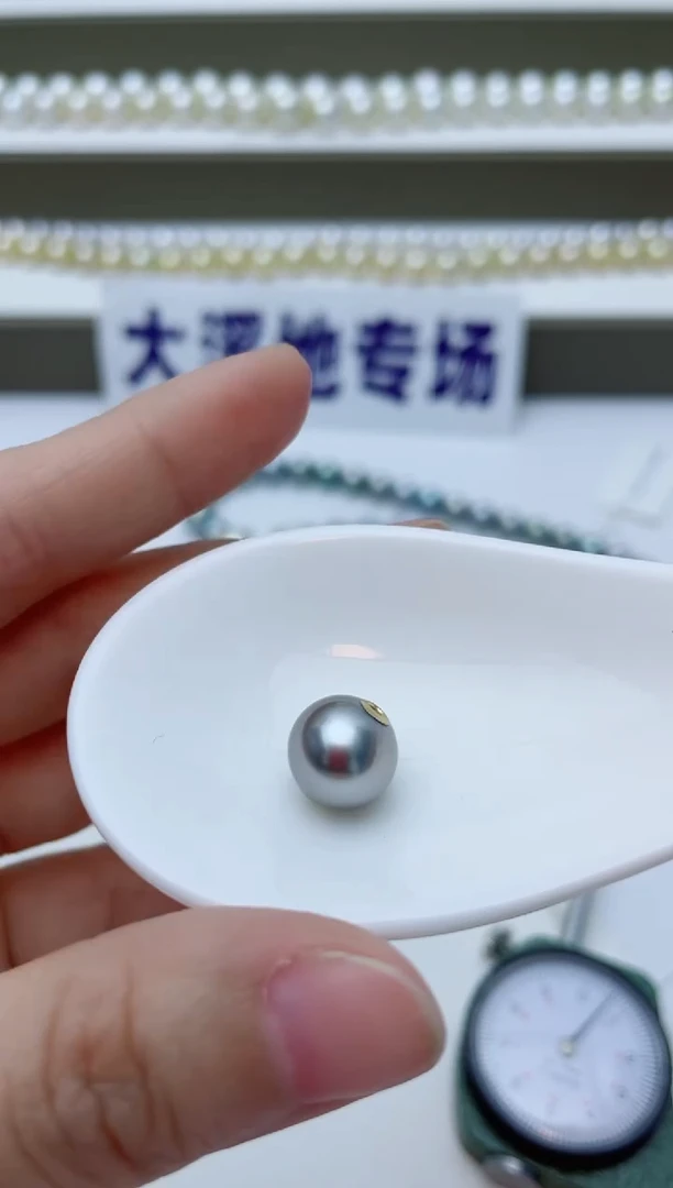 海水珍珠18K金镶嵌颈饰A185