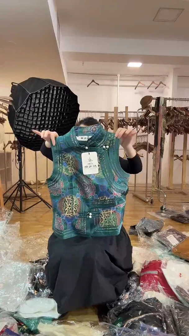 马甲 M 105斤以里