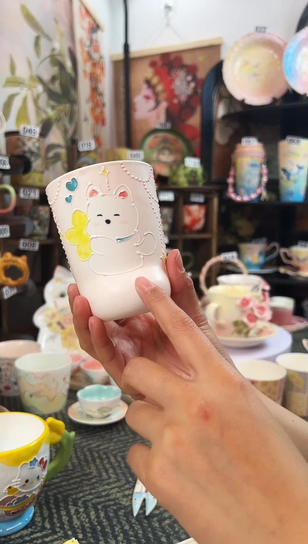 景德镇设计款手绘杯杯