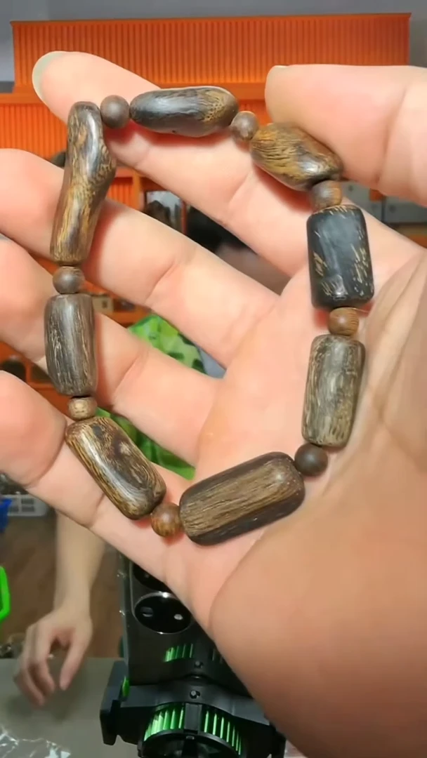 沉香手串377号单圈多样性发一