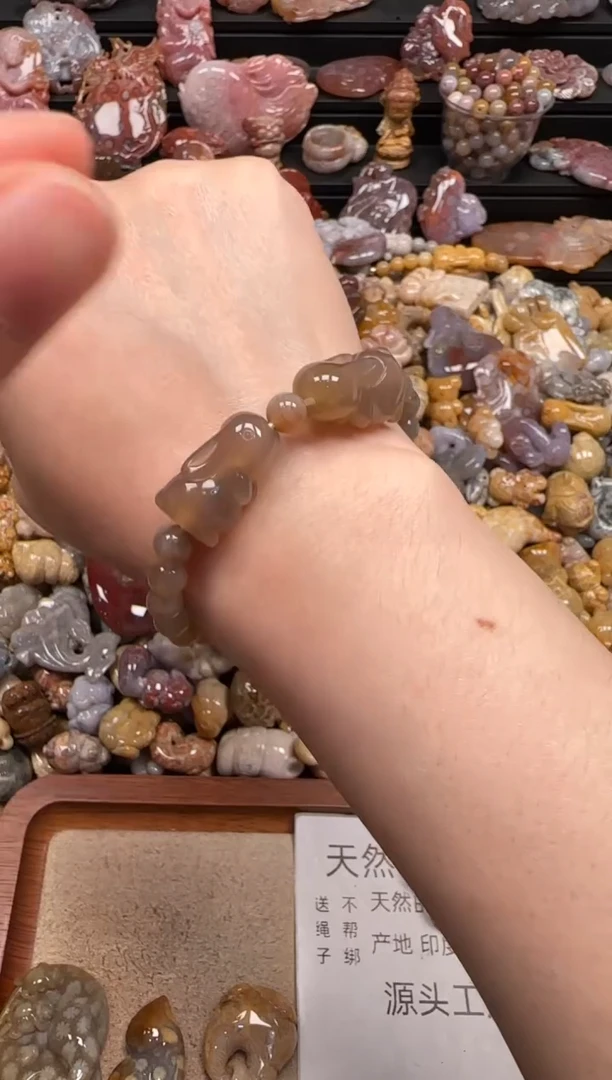 【闪购商品】硅化珊瑚（珊瑚玉）颈饰未镶嵌532