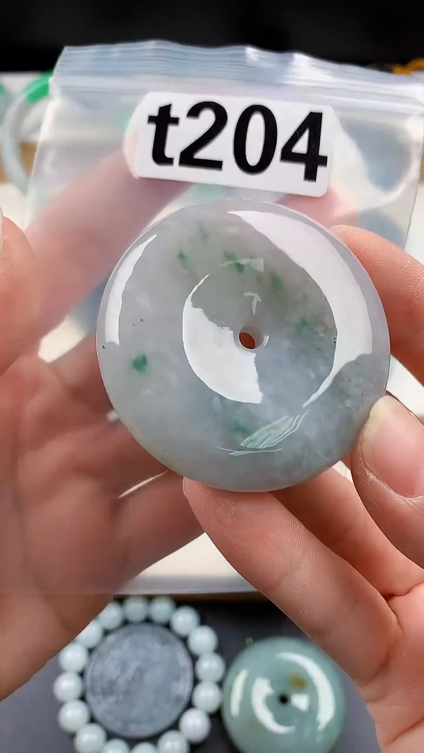 颈饰未镶嵌翡翠天然翡翠吊坠挂件