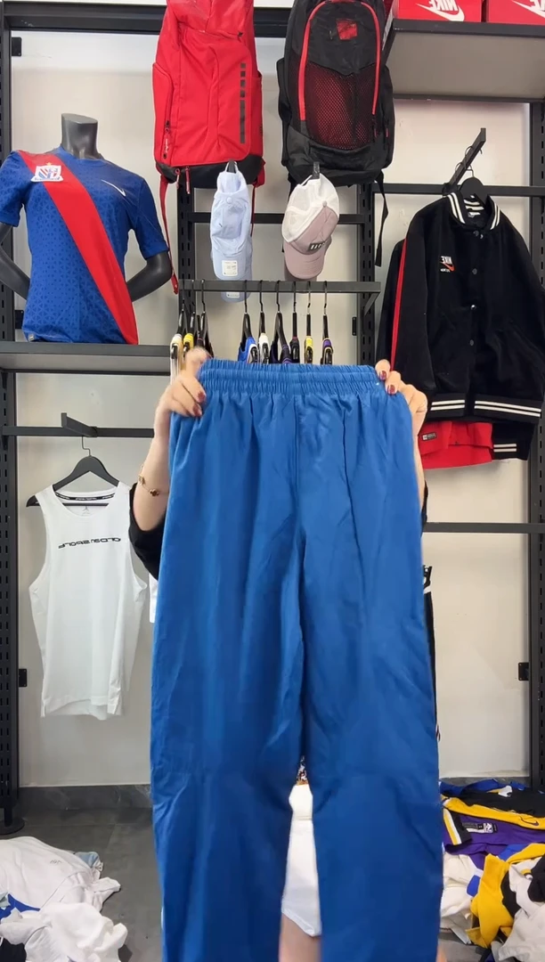 147  ·编码 瑕疵款以直播间过款为准 尺码M