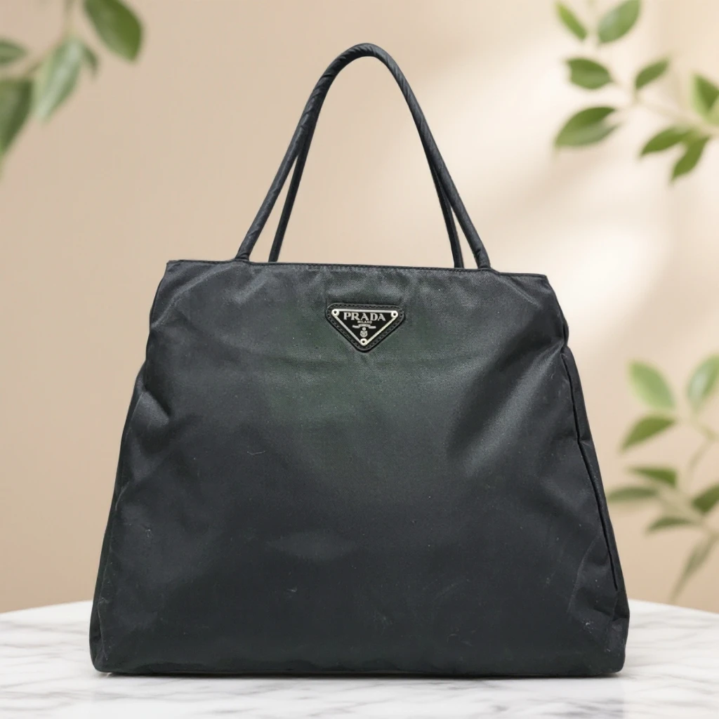 95新 Prada/普拉达  黑色 手提包  1866 1147