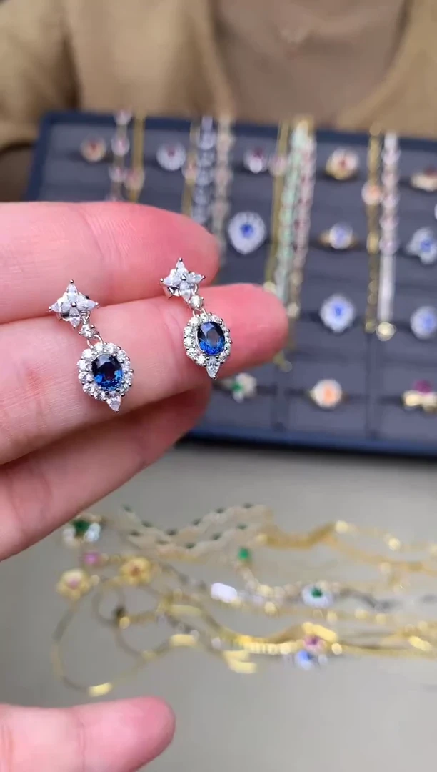 耳饰蓝宝石银S925镶嵌耳饰