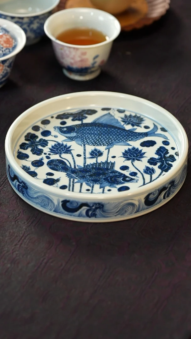 静*蓝青花莲池鱼茶盘