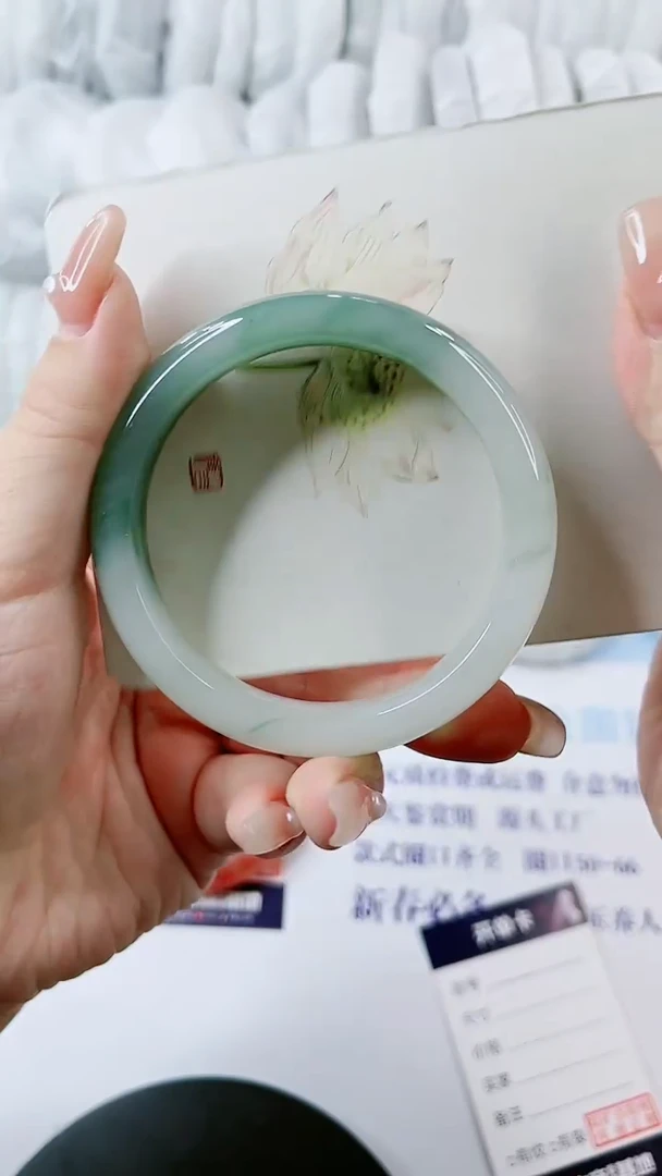 【闪购商品】石英质玉手镯未镶嵌0280141127-多样性发货