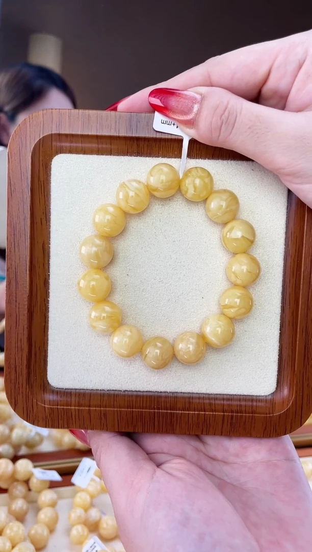 裸石蜜蜡未镶嵌手串