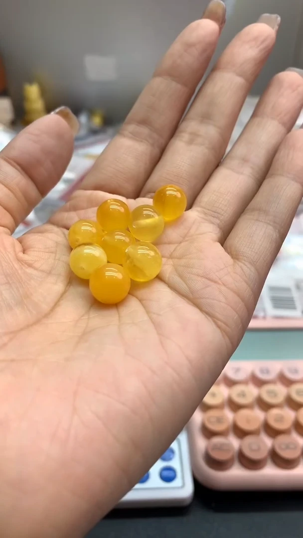 未镶嵌琥珀珠宝奇石2433多样性发其一