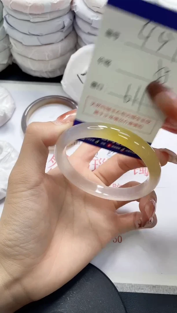 未镶嵌手镯玛瑙/玉髓459