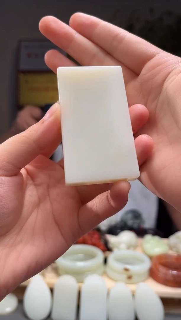 颈饰未镶嵌和田玉吊坠7