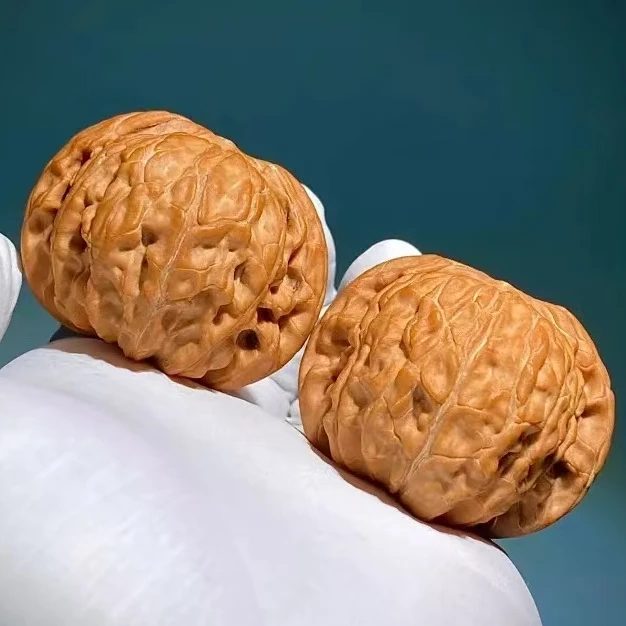 文玩核桃磨盘瑕疵对9.9元5对介意勿拍新疆西藏不发看好拍