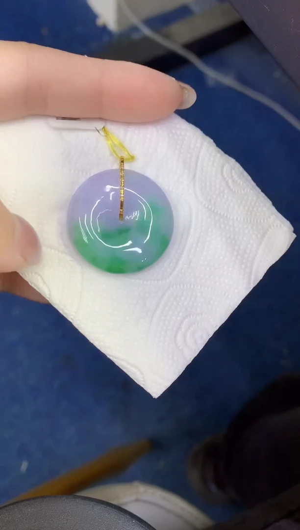 颈饰18K金镶嵌翡翠缅甸天然翡翠a货