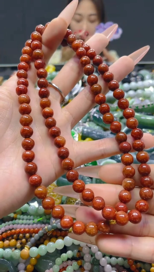 颈饰未镶嵌翡翠8MM