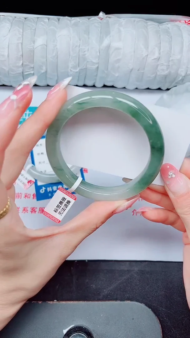 未镶嵌手镯石英质玉232-60/61