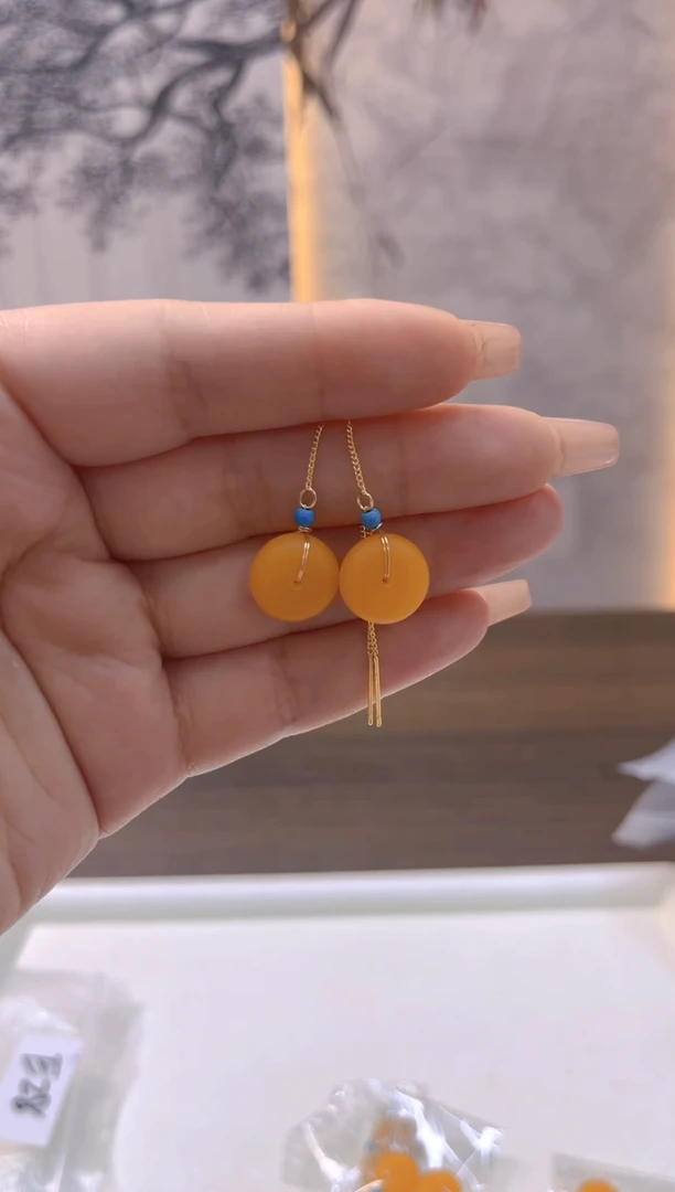 蜜蜡银S925镀金镶嵌耳饰E28